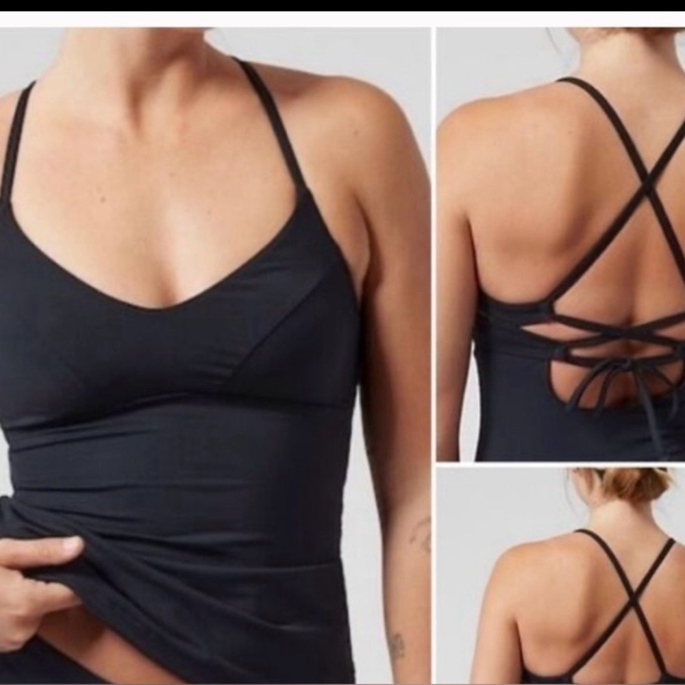 NWT!Athleta Black tankini. Top